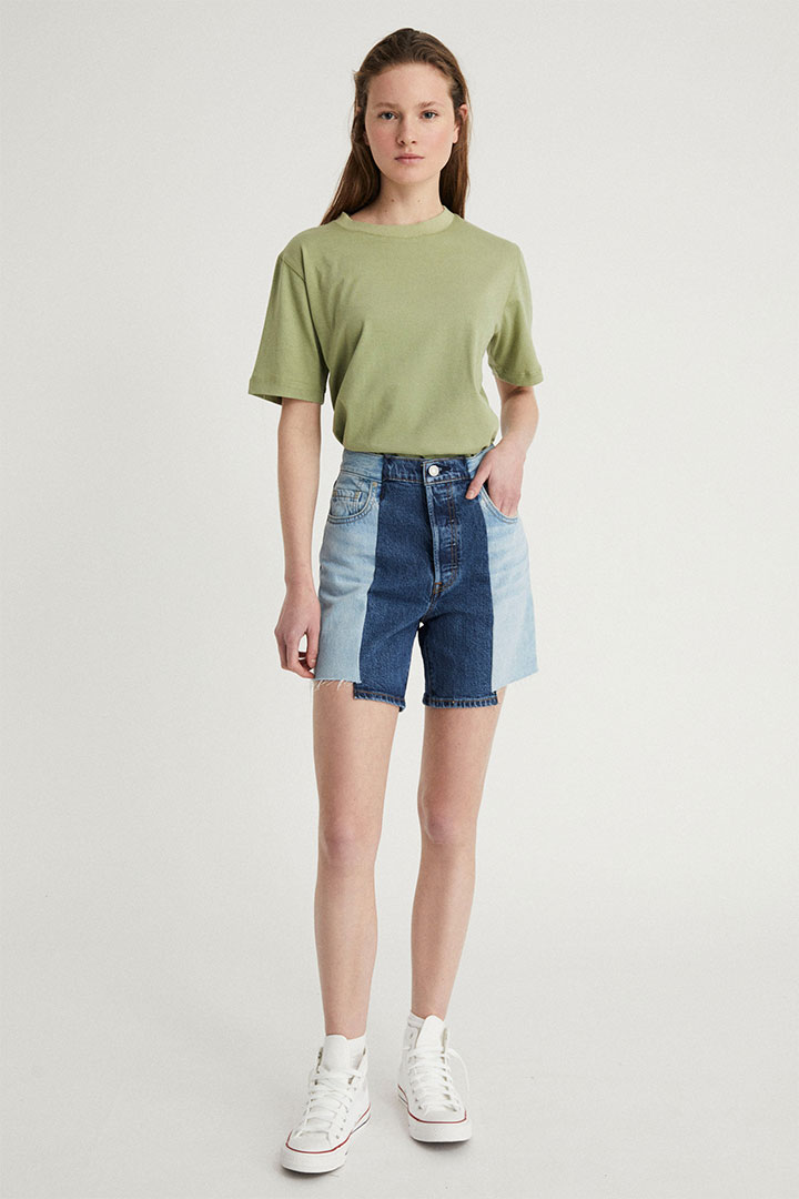 short upcycled collection moda sostenible